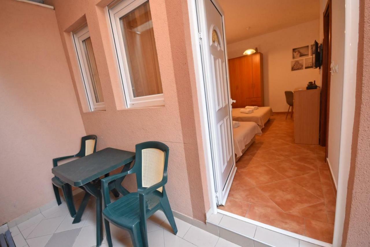 Apartment Anja Herceg Novi Esterno foto